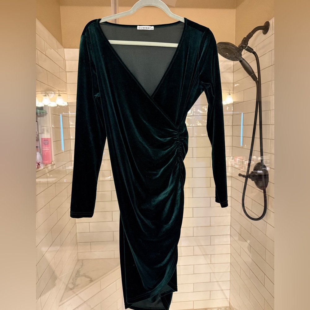 Dark forest green velvet long sleeve dress